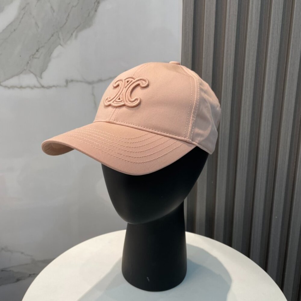 Celine's new classic fashion baseball cap